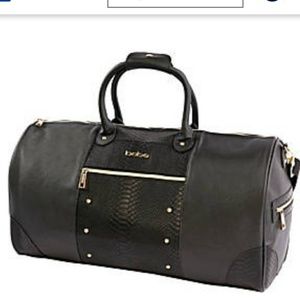 🔥🔥NEW HURRY UP & GRAB THIS SNAKESKIN Bebe Bag